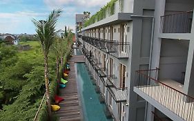 FRii Bali Echo Beach